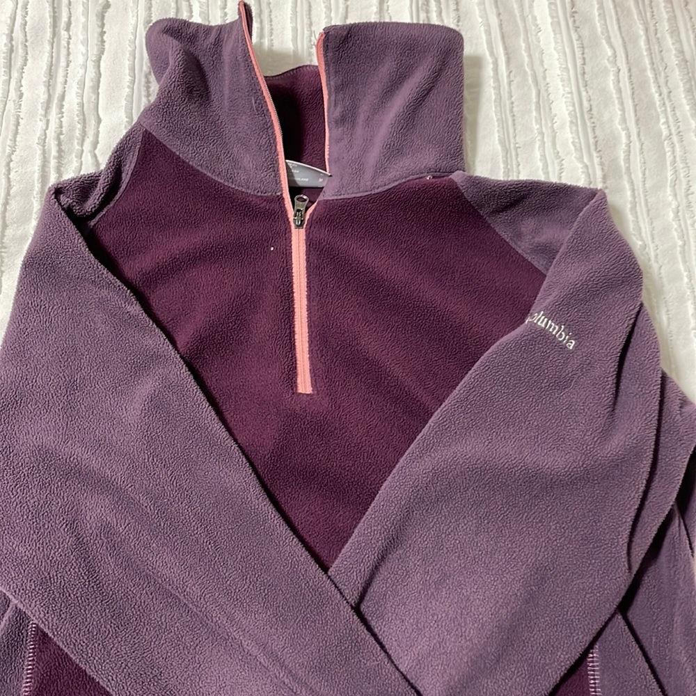 Women’s Columbia Sweater